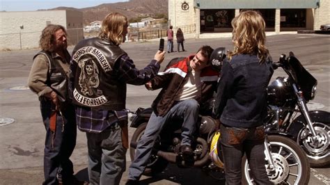 season 1 episode 4 sons of anarchy